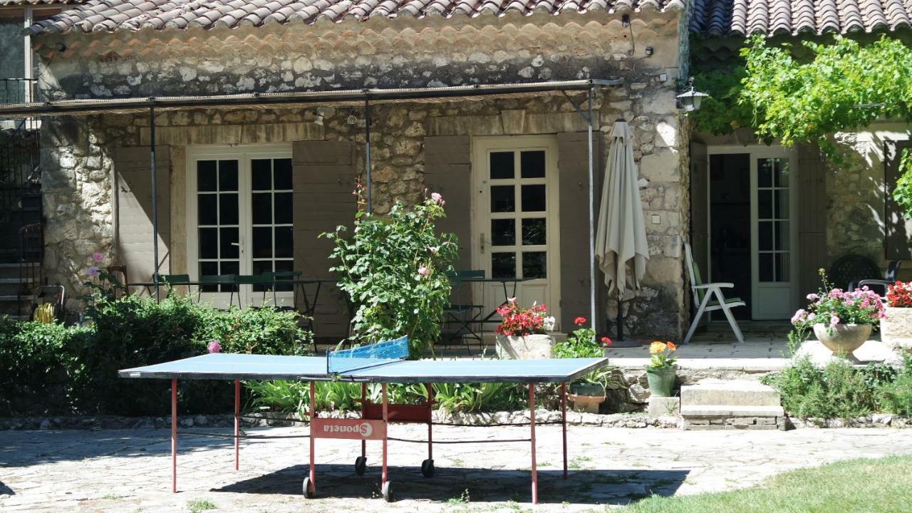 Mas Grimaud - Gite- Studio Et Chambres D'Hotes Familiales Eygalieres  Luaran gambar