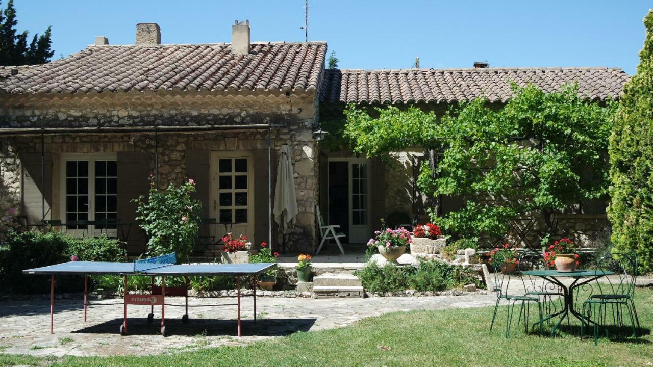 Mas Grimaud - Gite- Studio Et Chambres D'Hotes Familiales Eygalieres  Luaran gambar